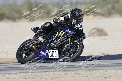 media/Dec-06-2025-CVMA (Sat) [[4a896cc04c]]/Race 4-Formula Middleweight/